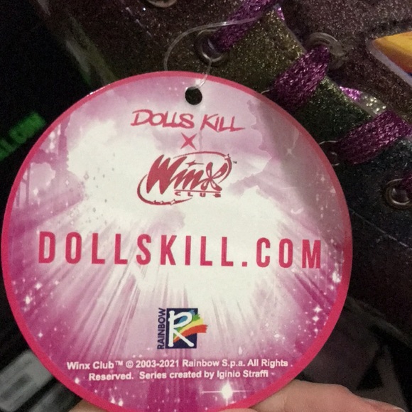 🦋🆕Dolls Kill x Winx Club LIGHT UP!”Fly To Freedom”Quad Roller Skates!BNIB🛼🦋 - Picture 17 of 17